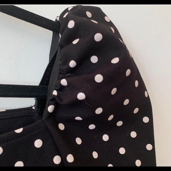 H&M puff sleeve top - Picture 3 of 5